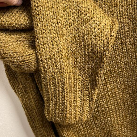 RD Style V Neck Sweater Light Brown Long Sleeve Pullover Acrylic Small NWOT - Picture 3 of 8